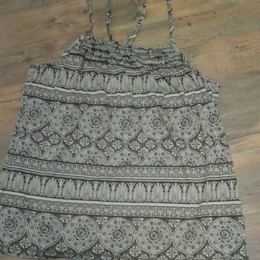 Xhilaration Black and White Patterned Camisole
